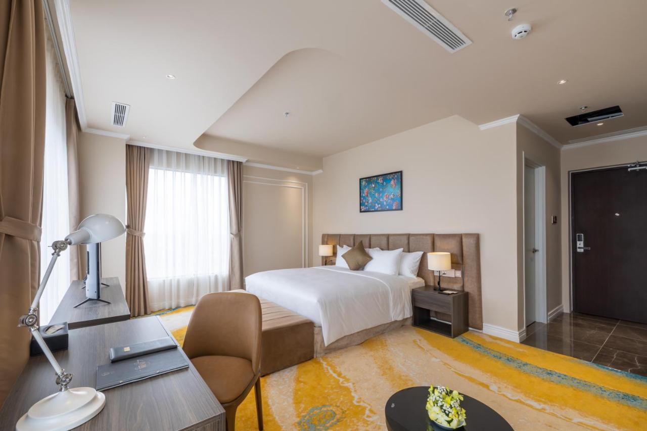 La Vela Hue Hotel מראה חיצוני תמונה Deluxe Suite