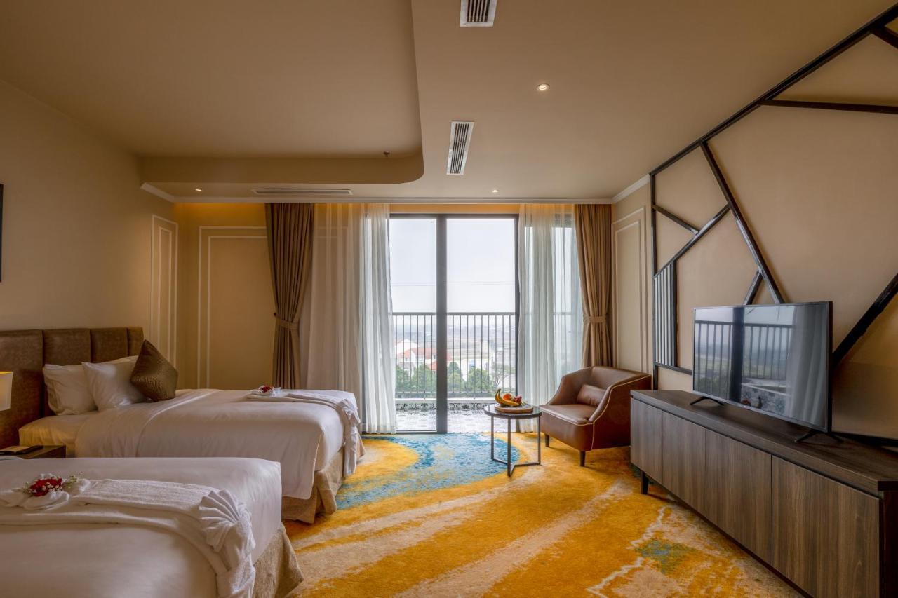 La Vela Hue Hotel מראה חיצוני תמונה Deluxe Twin