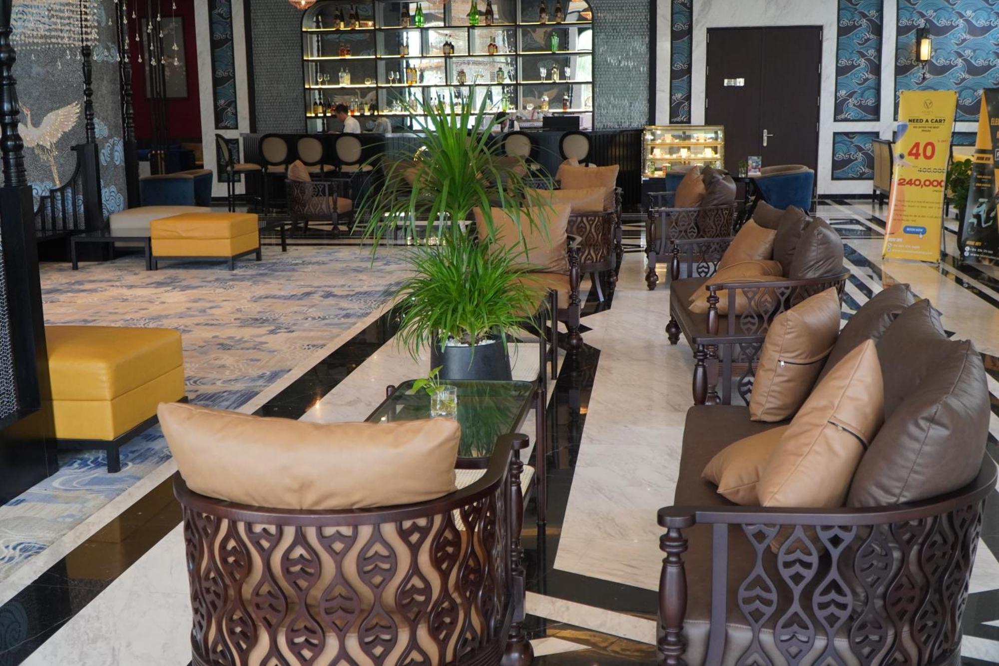 La Vela Hue Hotel מראה חיצוני תמונה The lobby of the hotel