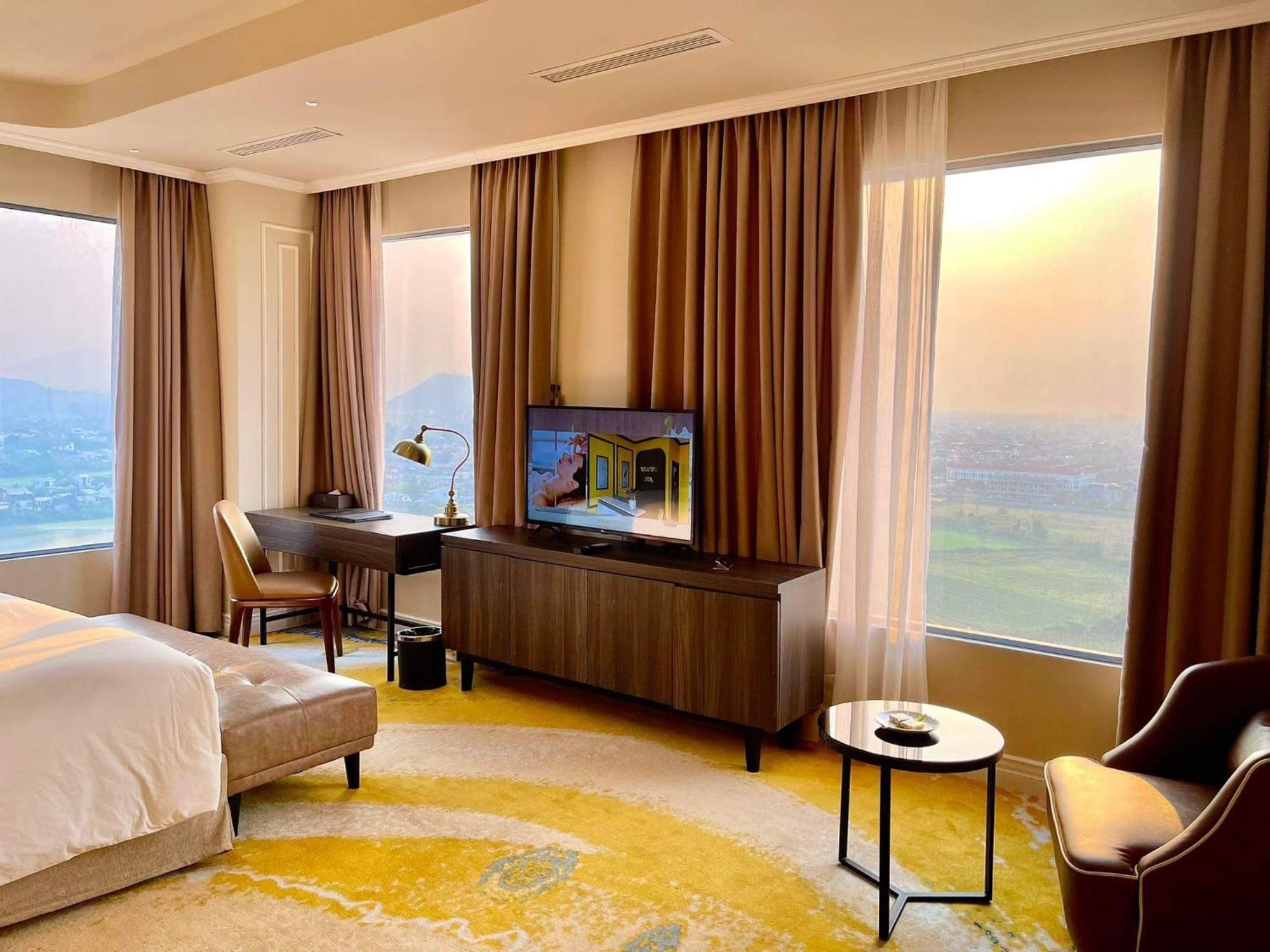 La Vela Hue Hotel מראה חיצוני תמונה A room at the hotel