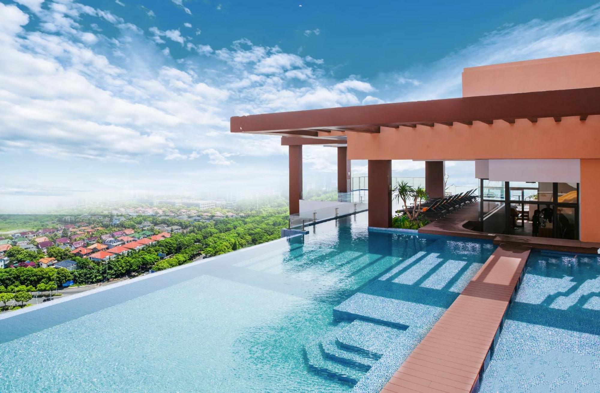 La Vela Hue Hotel מראה חיצוני תמונה Sky Pool