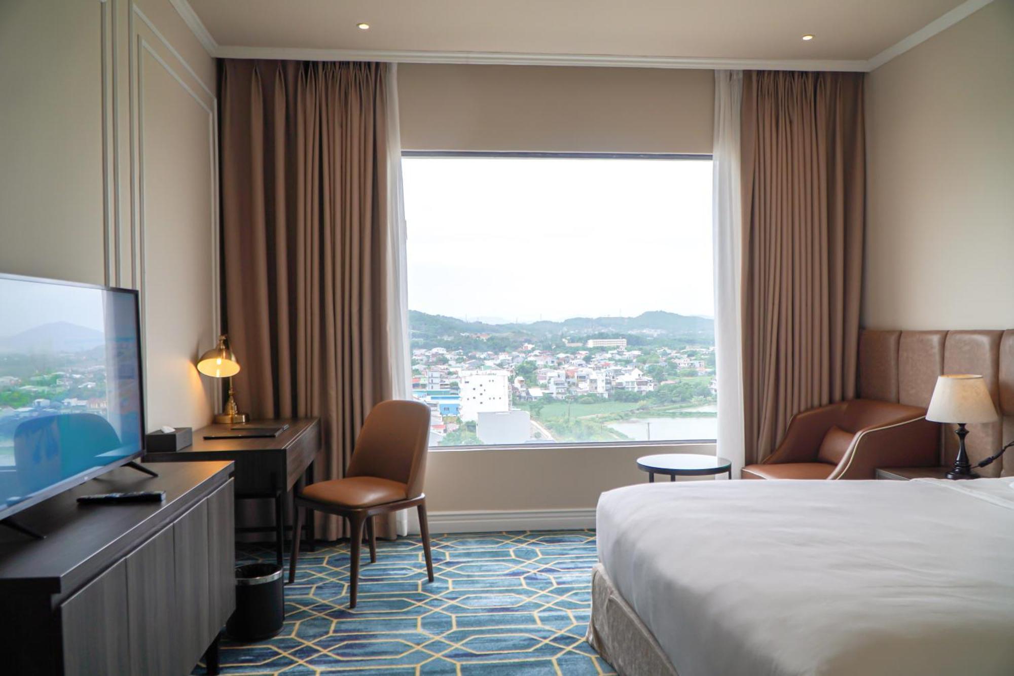La Vela Hue Hotel מראה חיצוני תמונה Deluxe room